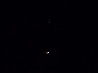 平成24年3月26日縦に並んだ金星・月の写真