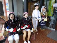 平成25年度さぬき市民文化祭 津田まち祭 入口の人形の写真