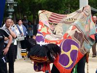 2011年 津田石清水神社 秋季例大祭 松原の獅子舞の写真②